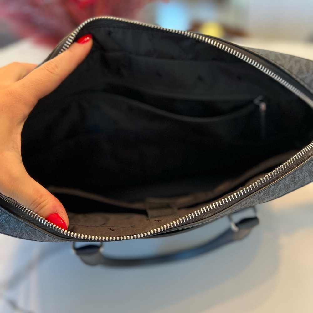 Michael Kors, laptop briefcase - Picture 5 of 9